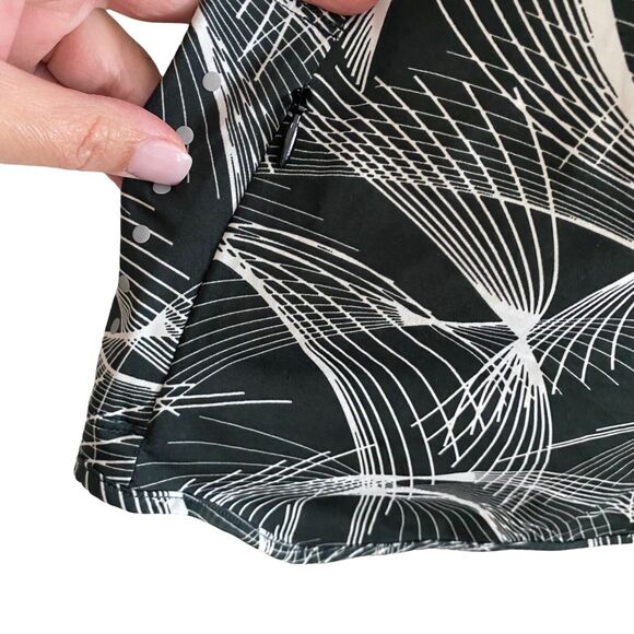 Nike Small Tank Top Dri-Fit Printed Black White Racerback Tee - Picture 5 of 6